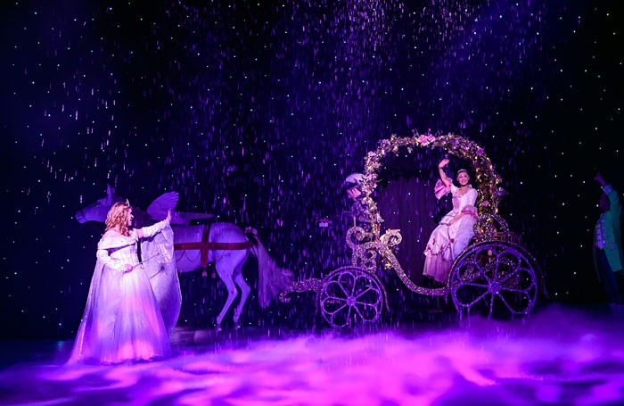 for-webHalifax-Cinderella-1-6D-4961-6x4-shp-700x455